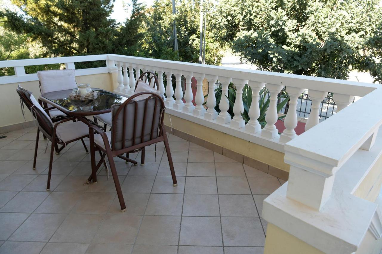 Loutraki View Villa Exteriör bild